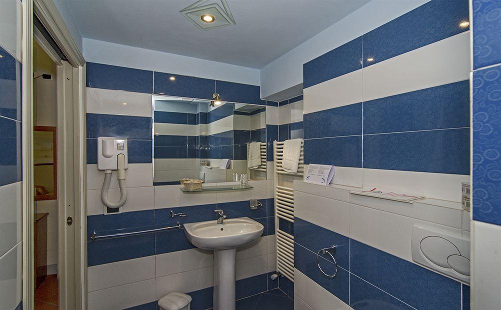 Dimora Dei Guelfi Luxury Rooms ルッカ エクステリア 写真