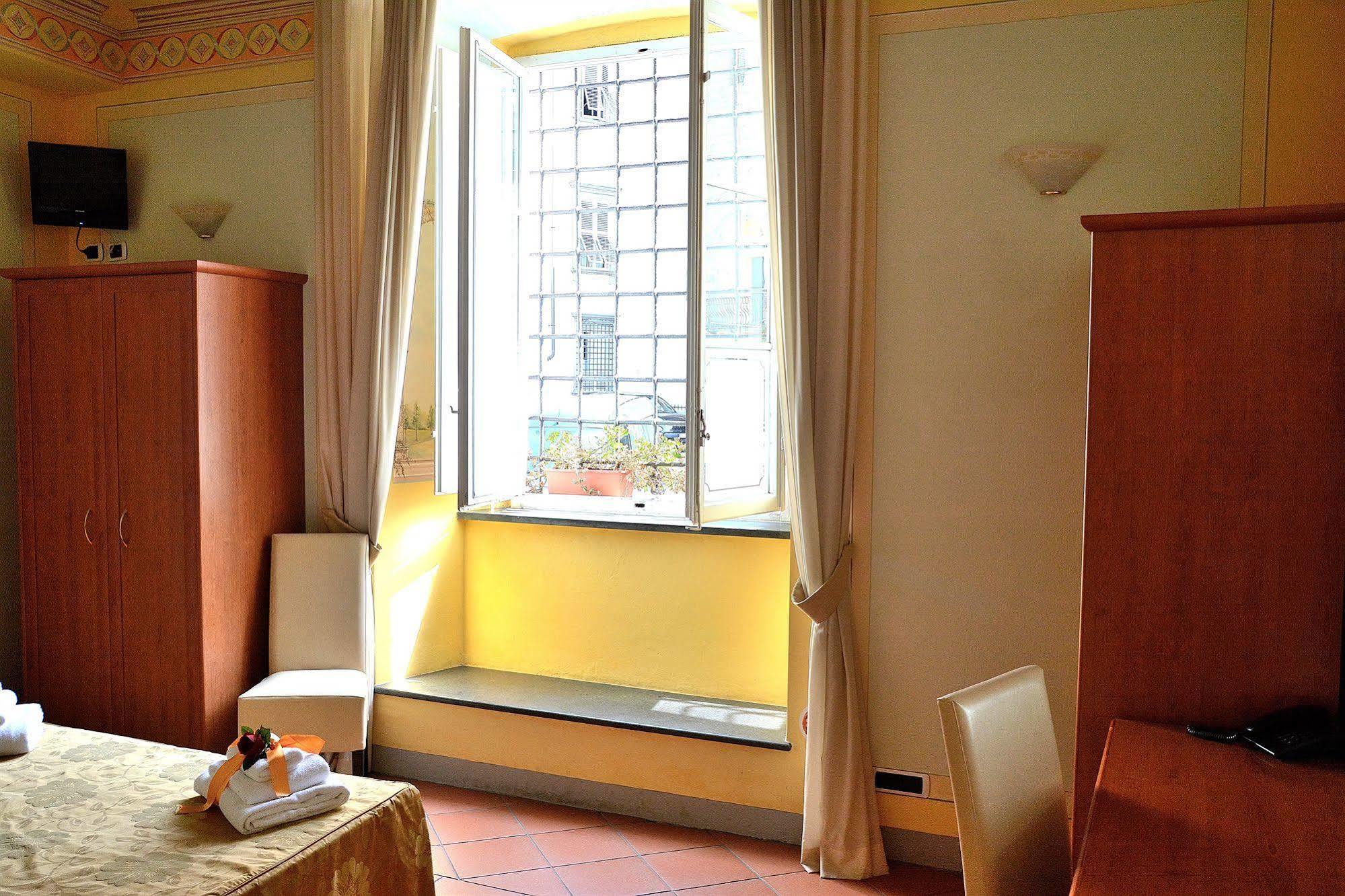 Dimora Dei Guelfi Luxury Rooms ルッカ エクステリア 写真